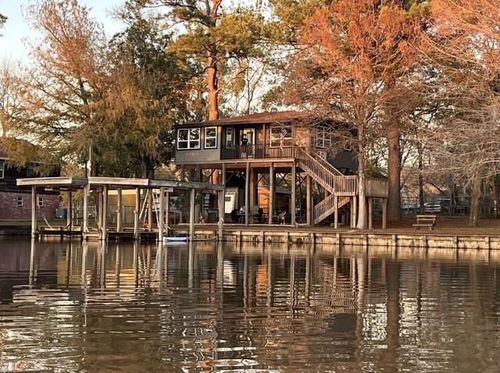 114 Collins Dr, Huffman, TX, 77336-2972 | Card Image