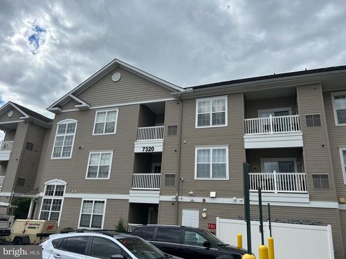 231-7320 Maple Ave, PENNSAUKEN, NJ, 08109-2961 | Card Image