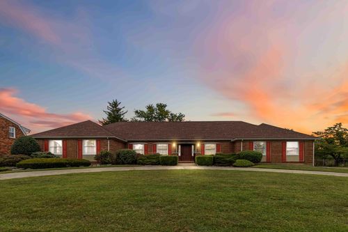 302 Corbitt Dr, Wilmore, KY, 40390-1019 | Card Image