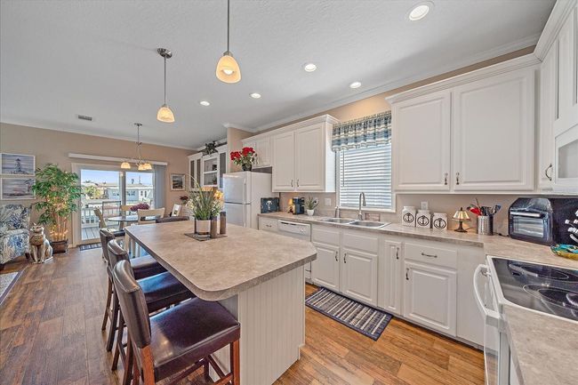 214 Bimini Dr, House other with 2 bedrooms, 2 bathrooms and null parking in PALMETTO FL | Image 14