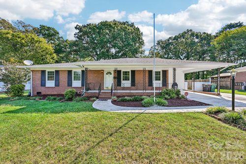 1926 Taylor Dr, Gastonia, NC, 28052-7614 | Card Image