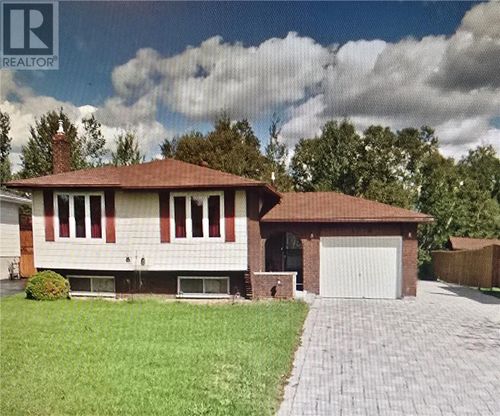  Springdale Cres, Sudbury, ON, P3A5J1 | Card Image