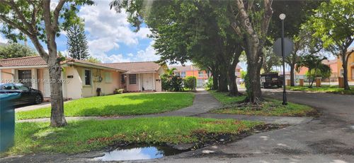 39 Sw 114th Ave, Miami, FL, 33174-1009 | Card Image
