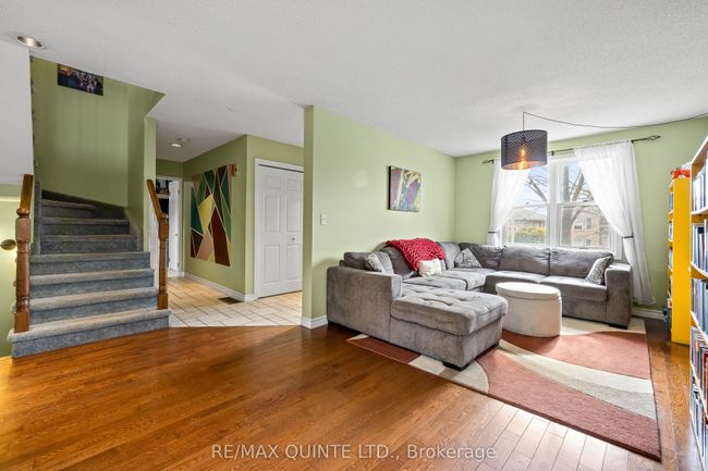 34 Forchuk Cres, House other with 4 bedrooms, 4 bathrooms and 4 parking in Trenton ON | Image 8