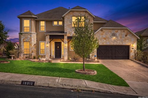 18910 Real Rdg, San Antonio, TX, 78256-1910 | Card Image