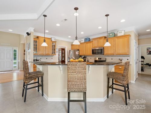 7627 Woodcrest Dr, Stanley, NC, 28164-6837 | Card Image