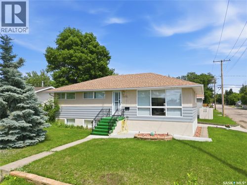 1402 93rd St, North Battleford, SK, S9A0C1 | Card Image