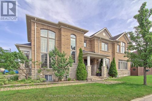 124 Playfair Terr, Milton, ON, L9T4V1 | Card Image