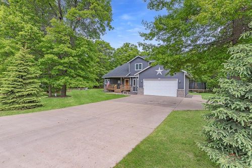 13892 Cherrywood Dr, Baxter, MN, 56425-8514 | Card Image