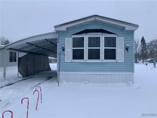 1079 Northwood Dr, Derby, NY, 14047-9505 | Card Image