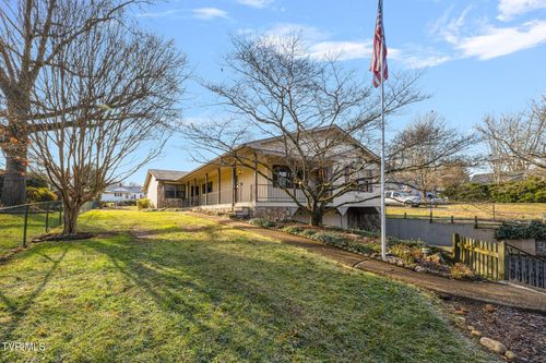 536 Mayfield Ave, Kingsport, TN, 37665-1247 | Card Image