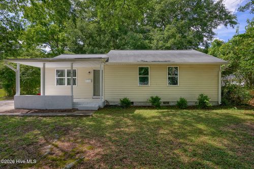 901 Davis St, Jacksonville, NC, 28540-4928 | Card Image