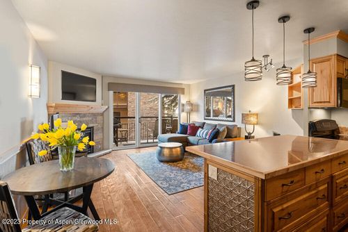 2113h-400 Wood Rd, Snowmass Village, CO, 81615 | Card Image