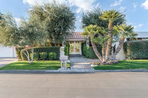 31 Stanford Dr, Rancho Mirage, CA, 92270-3737 | Card Image