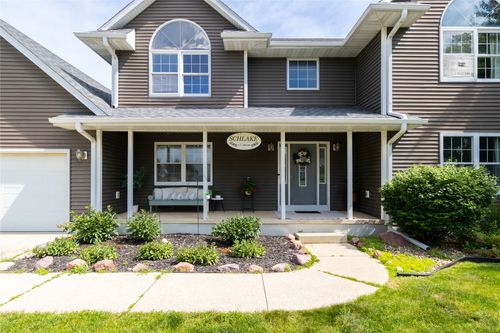 809 Stuart St, Adair, IA, 50002-1117 | Card Image