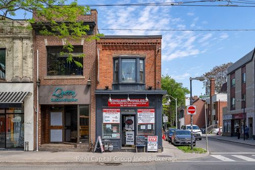 384 Queen St E, Toronto, ON, M5A1T1 | Card Image
