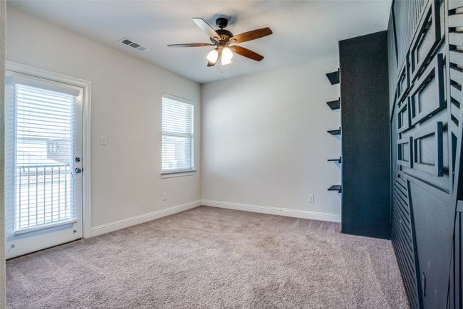 Unfurnished room featuring carpet floors and a ceiling fan | Image 17