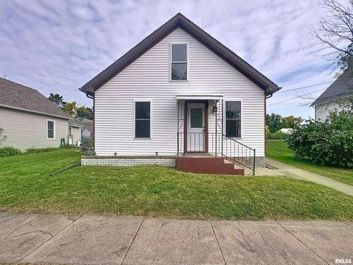 205 3rd St, Sherrard, IL, 61281-8611 | Card Image