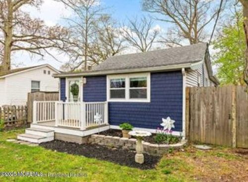 103 Morris Blvd, Toms River, NJ, 08753-8224 | Card Image