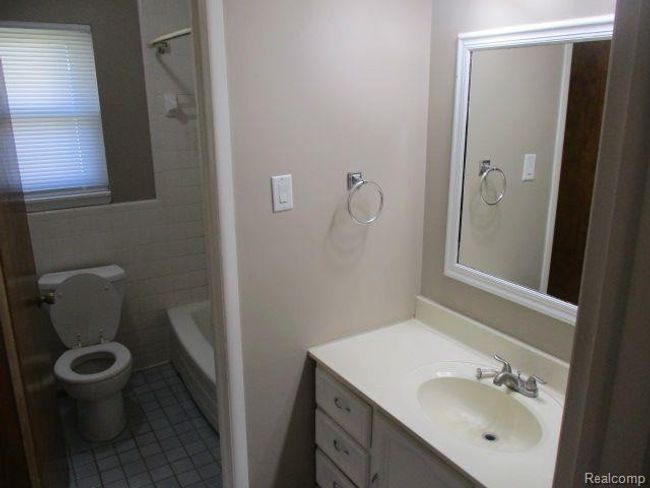 30785 Birchwood St, House other with 3 bedrooms, 2 bathrooms and null parking in Westland MI | Image 13