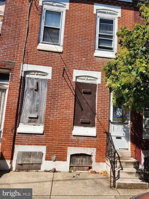 1706 S Bancroft St, PHILADELPHIA, PA, 19145-2205 | Card Image