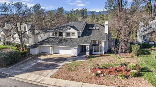 1672 St Andrews Drive, Redding, CA, 96003 | Card Image