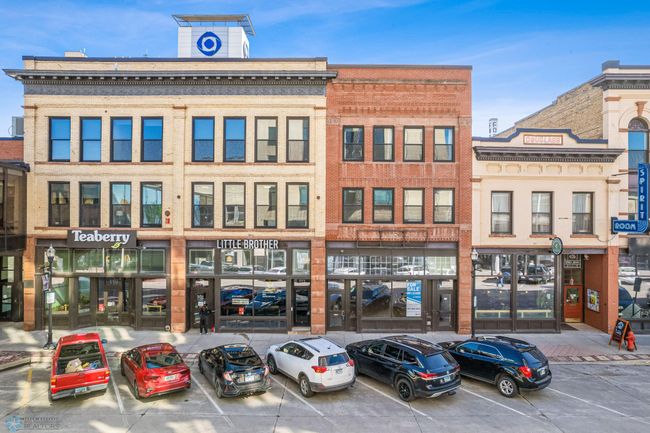 Bostad Condos on Broadway | Image 42