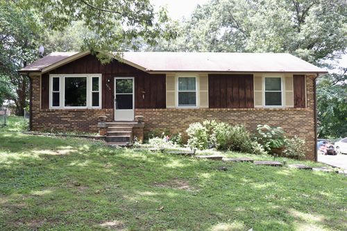 2274 Blakemore Dr, Clarksville, TN, 37040-6522 | Card Image