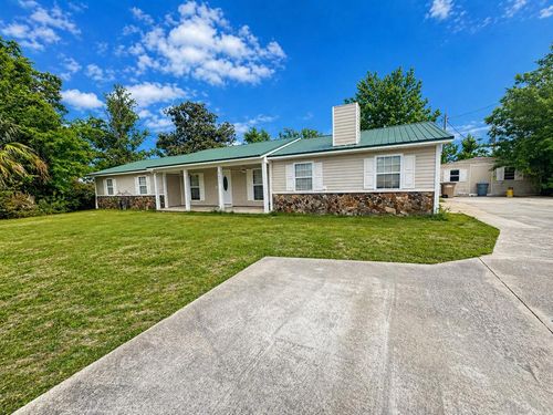 6672 Gardenia St, Wewahitchka, FL, 32465-7012 | Card Image