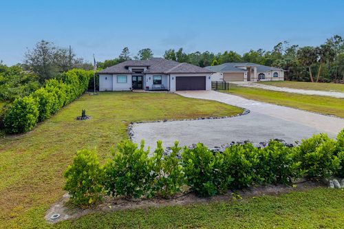 548 47th Ave Ne, Naples, FL, 34120-6474 | Card Image