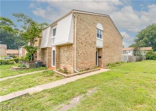 6400 Dillard Pl, Virginia Beach, VA, 23464-4431 | Card Image