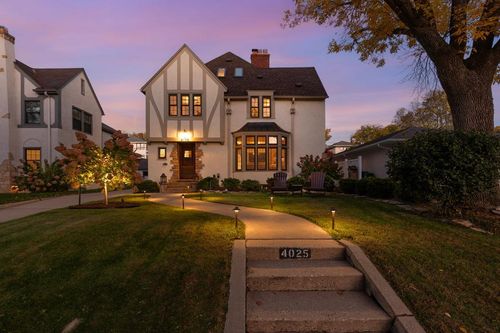 4025 Dupont Ave S, Minneapolis, MN, 55409-1429 | Card Image