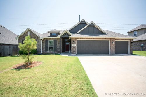 1501 E Quantico Street, Broken Arrow, OK, 74011 | Card Image