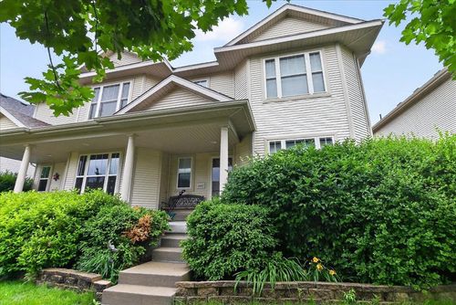 1462 Wild Iris St, Sun Prairie, WI, 53590-7062 | Card Image