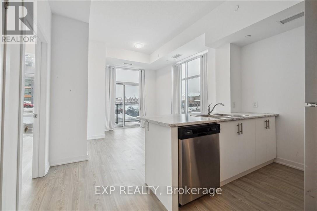 Residential in Hamilton (Waterdown) 4