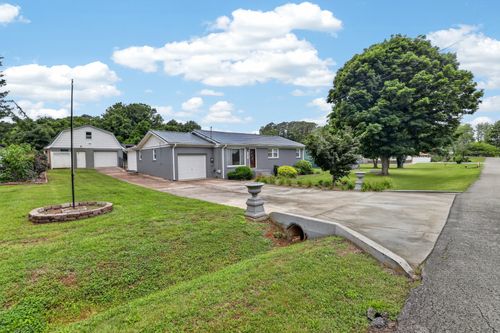 204 Homeward Ave, Winchester, TN, 37398-1910 | Card Image