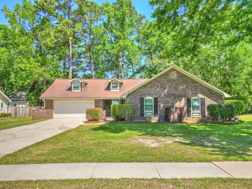 226 Smythe Dr, Summerville, SC, 29485-3419 | Card Image