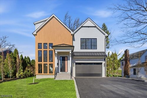 125 Tudor Oval, Westfield, NJ, 07090-2244 | Card Image