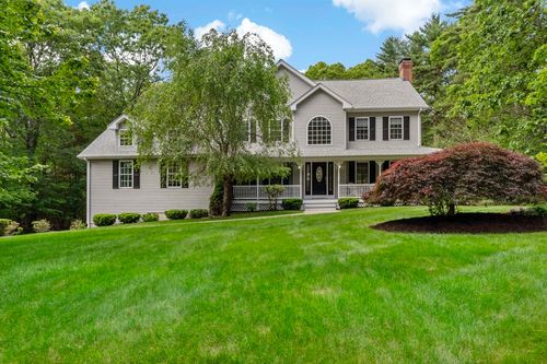 22 Mikayla Ann Dr, Rehoboth, MA, 02769-2549 | Card Image