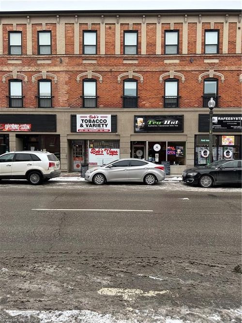 128 Dalhousie St, Brantford, ON, N3T2J3 | Card Image