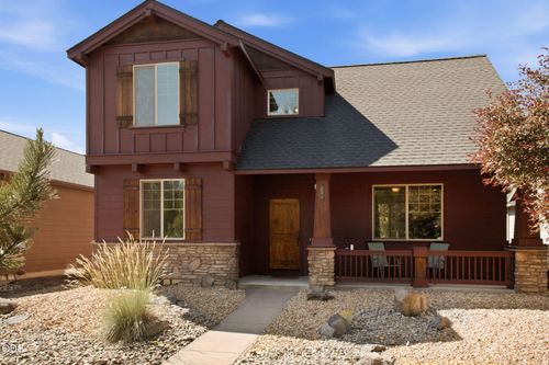 51860 Hollinshead Pl, La Pine, OR, 97739-9931 | Card Image