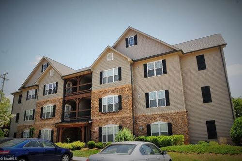 apt-1b-4757 Tatton Park Cir, Winston-Salem, NC, 27103-5383 | Card Image