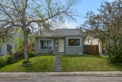 160 Strathcona Close Sw, Calgary, AB, T3H1L3 | Card Image