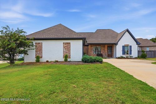 102 Twain Trl, Clinton, MS, 39056-7700 | Card Image