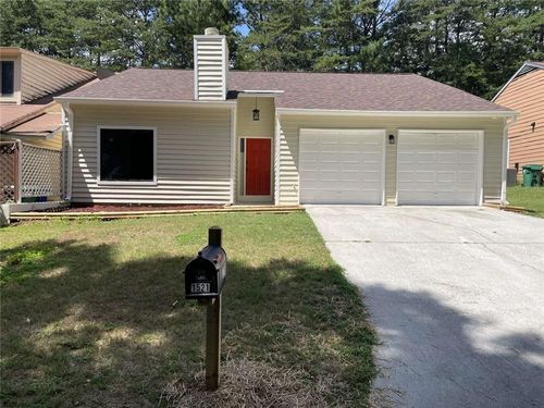 1521 Dillard Rd, Stone Mountain, GA, 30088-3460 | Card Image