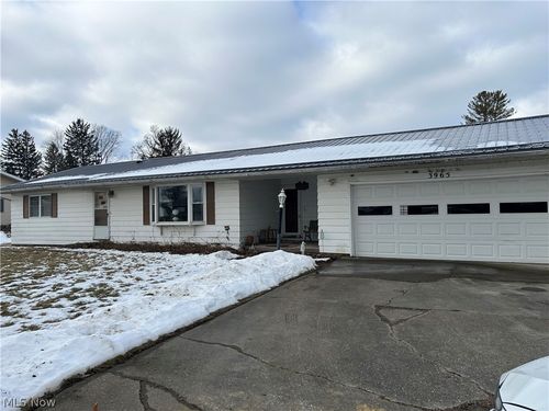 3965 Frazeysburg Rd, Zanesville, OH, 43701-9708 | Card Image