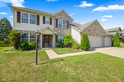 8224 Meadow Bend Drive, House other with 4 bedrooms, 2 bathrooms and null parking in Indianapolis IN | Image 2