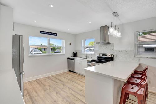 124-124 Mockingbird Ln, Delray Beach, FL, 33445-1869 | Card Image