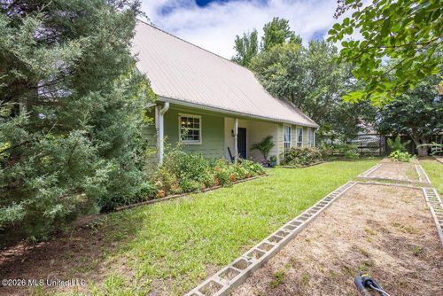 76 Shadow Lake Drive, Hattiesburg, MS, 39402 | Card Image