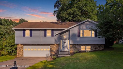 130 Carol Dr, Clarks Summit, PA, 18411-1922 | Card Image